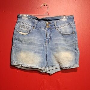 Signature Studio Light Blue Jean Shorts
